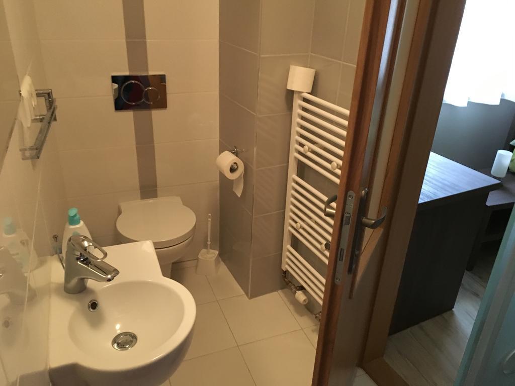 Pikolo - Izby Na Prenajom Hotel Nove Mesto nad Vahom Exterior photo
